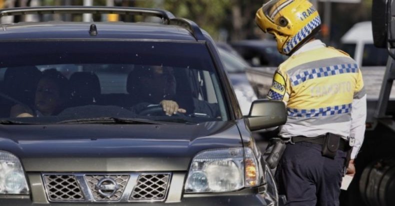 ¿Qué hacer ante una infracción de un agente de policía de tránsito y vialidad?