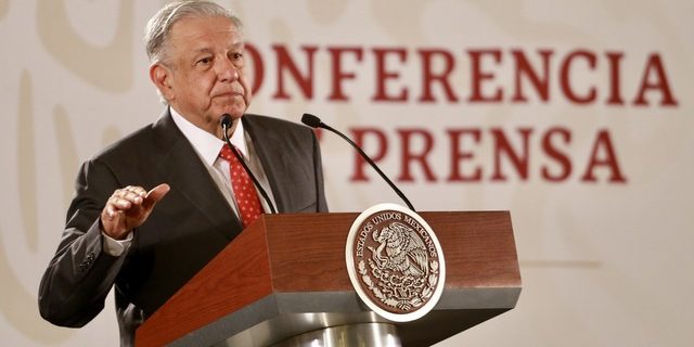 Opinión del periódico «La Jornada», sobre el Control migratorio en México legal, no coercitivo: AMLO